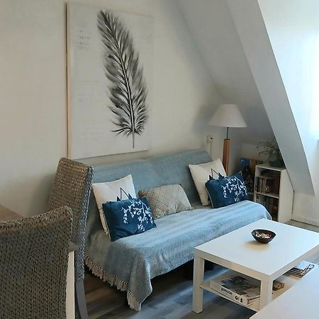 קאבורג Cosy Appartement Dans Une Villa Avec Piscine, Proche Du Centre Et De La Mer מראה חיצוני תמונה