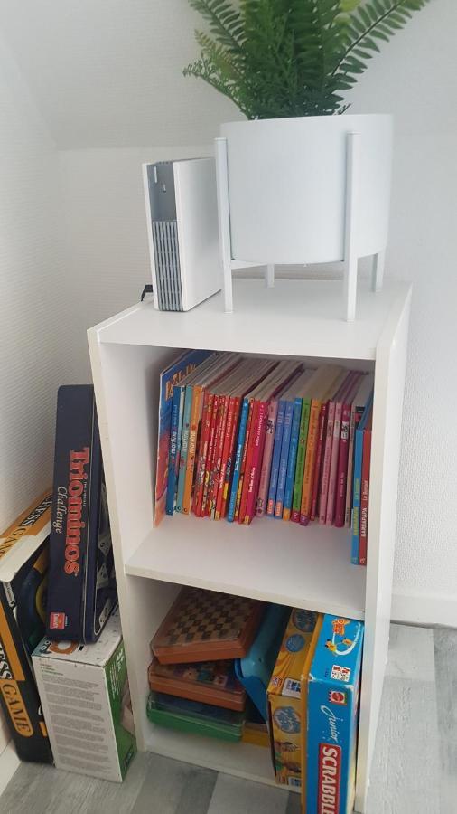 קאבורג Cosy Appartement Dans Une Villa Avec Piscine, Proche Du Centre Et De La Mer מראה חיצוני תמונה