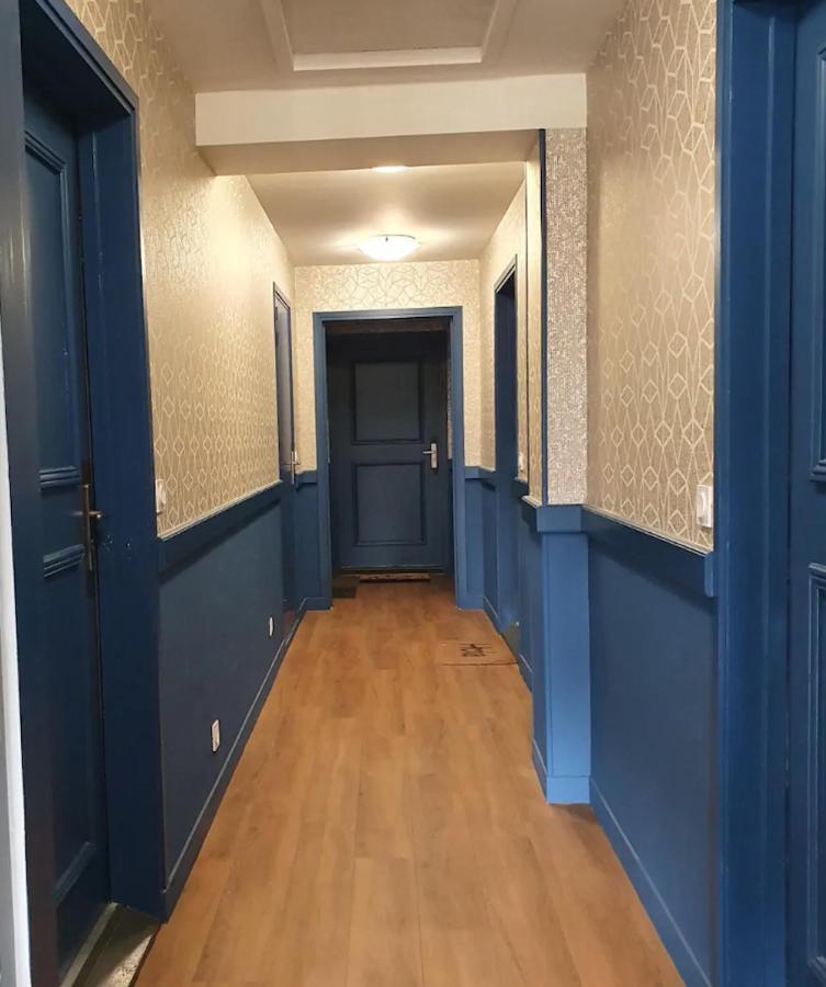 קאבורג Cosy Appartement Dans Une Villa Avec Piscine, Proche Du Centre Et De La Mer מראה חיצוני תמונה
