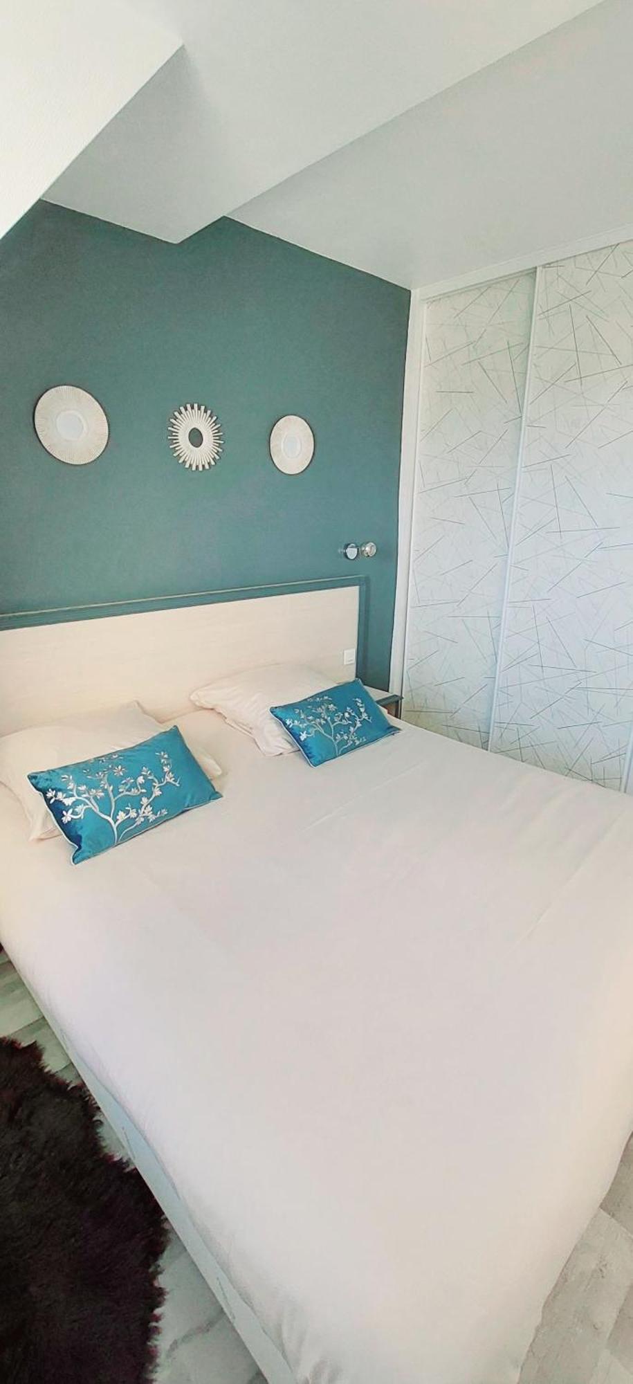 קאבורג Cosy Appartement Dans Une Villa Avec Piscine, Proche Du Centre Et De La Mer מראה חיצוני תמונה